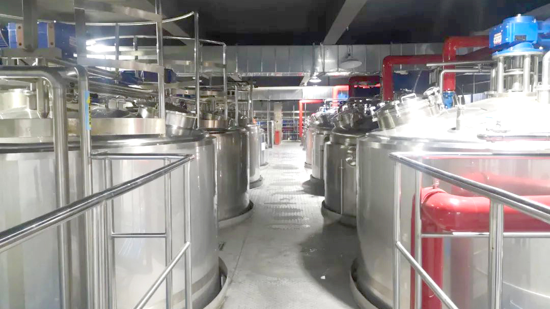 青島諾森生物發(fā)酵設(shè)備 發(fā)酵罐.jpg